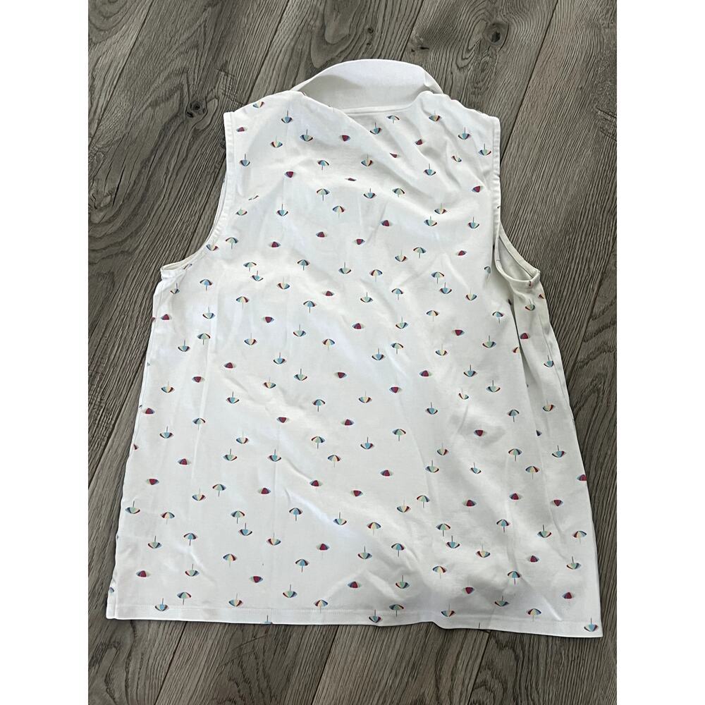 Lands End Golf/Tennis top size L with umbrellas on it - Picture 4 of 5